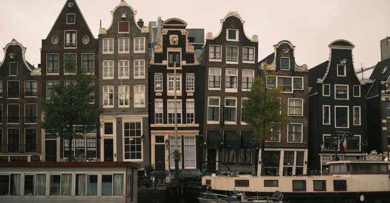 gratis-stockfoto-met-amsterdam-attractie-boothuizen-5