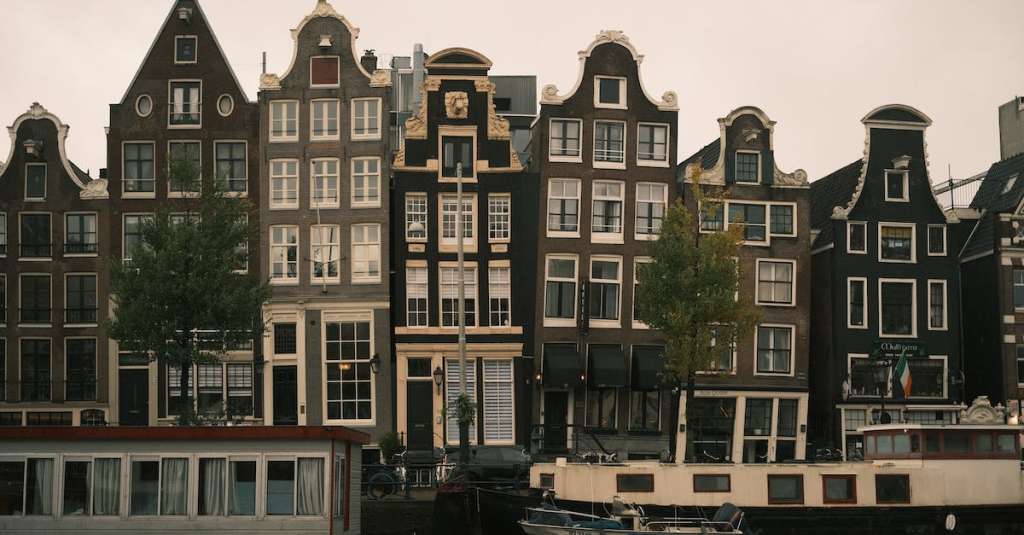 gratis-stockfoto-met-amsterdam-attractie-boothuizen-6