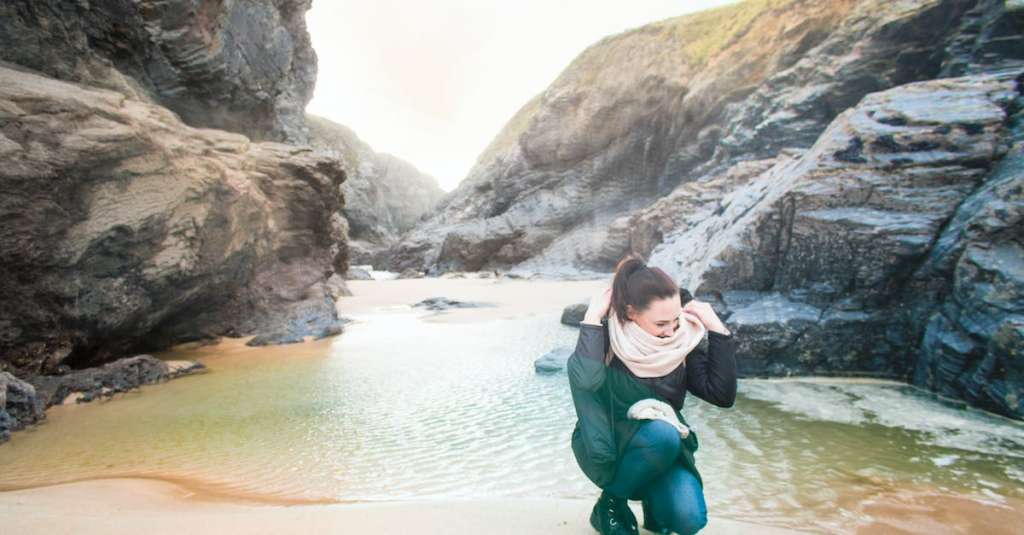 foto-van-vrouw-aan-de-kust