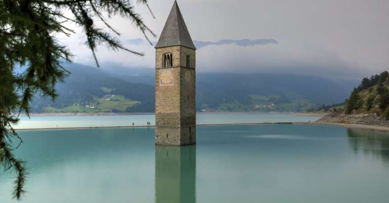 gratis-stockfoto-met-4k-achtergrond-achtergrond-architectuur