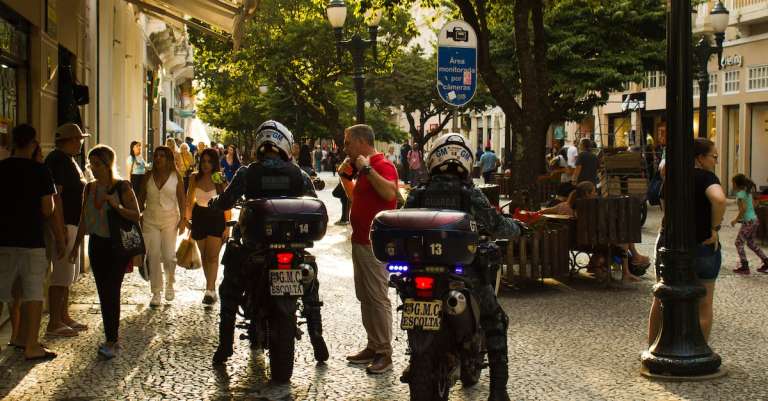 gratis-stockfoto-met-achteraanzicht-brazilie-gemeentelijke-bewakers-33