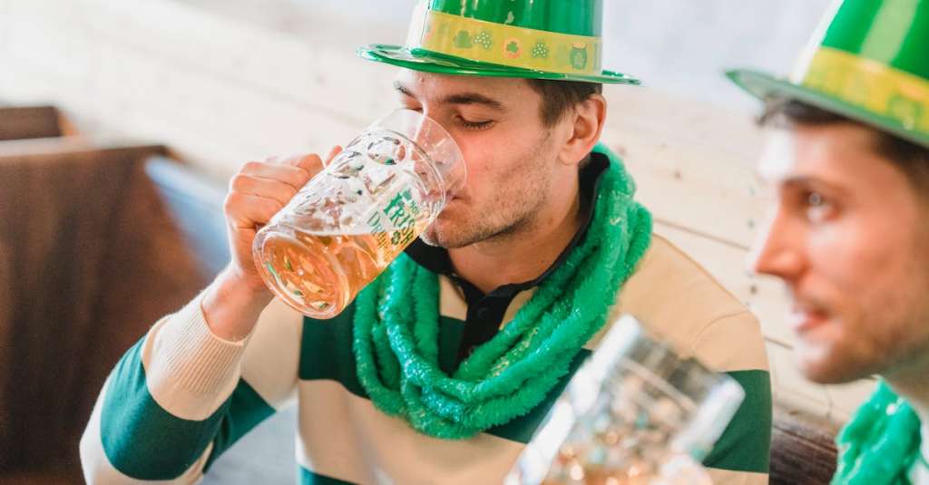 gratis-stockfoto-met-alcohol-bank-beste-vriendin