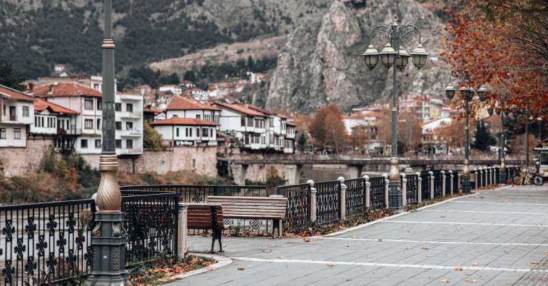 gratis-stockfoto-met-amasya-boulevard-herfst-1