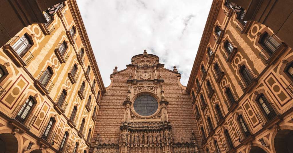 gratis-stockfoto-met-architectonisch-barcelona-basiliek