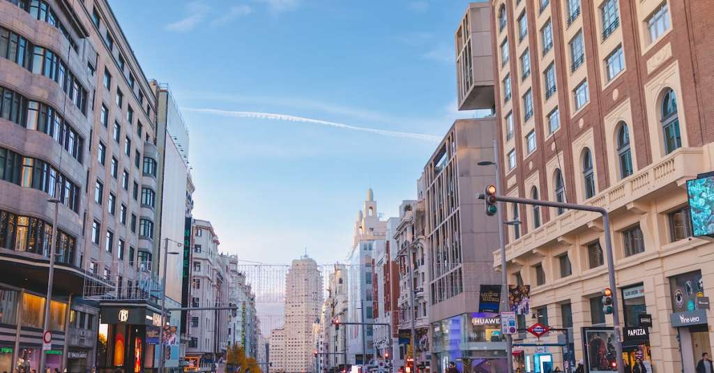 gratis-stockfoto-met-attractie-calle-gran-via-lokale-bezienswaardigheden