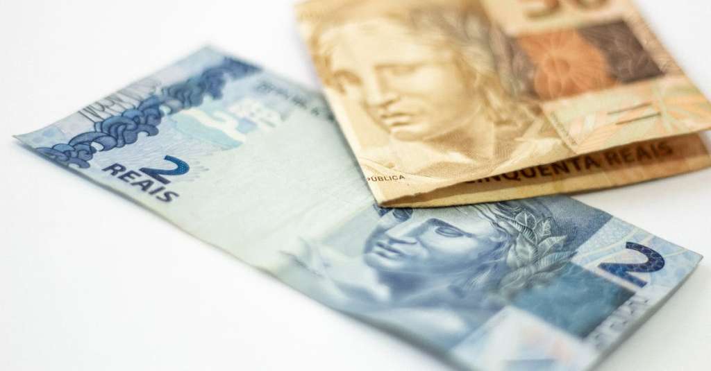 gratis-stockfoto-met-bankbiljetten-bedrag-benaming