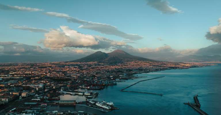 gratis-stockfoto-met-berg-heuvels-italie