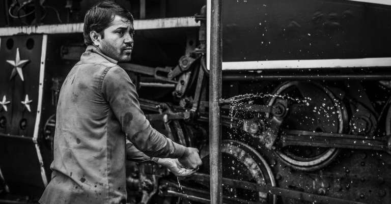 gratis-stockfoto-met-kerel-locomotief-medewerker