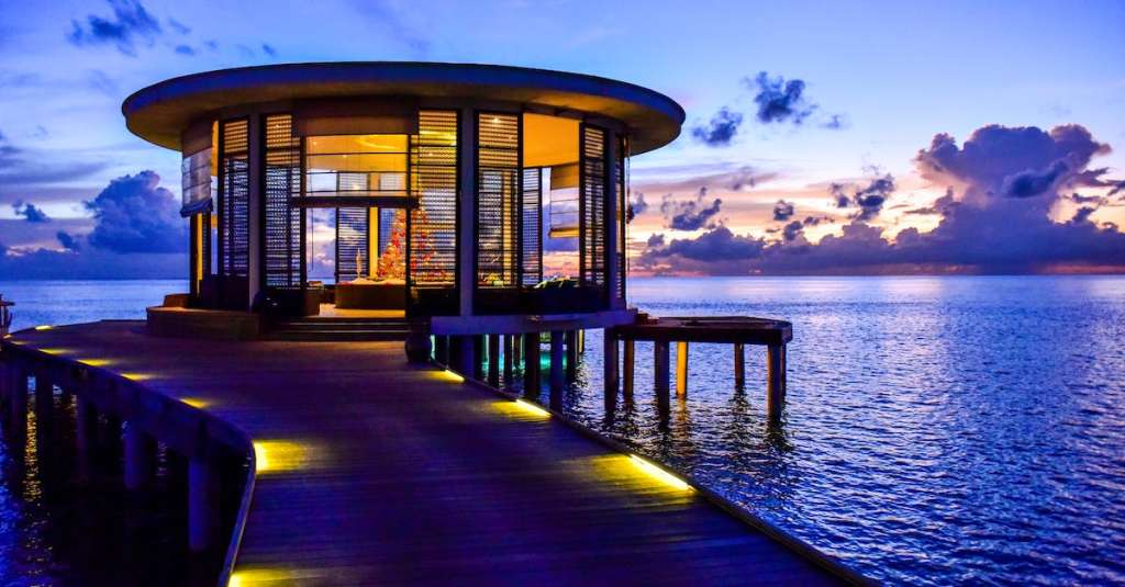 huis-op-waterlichaam