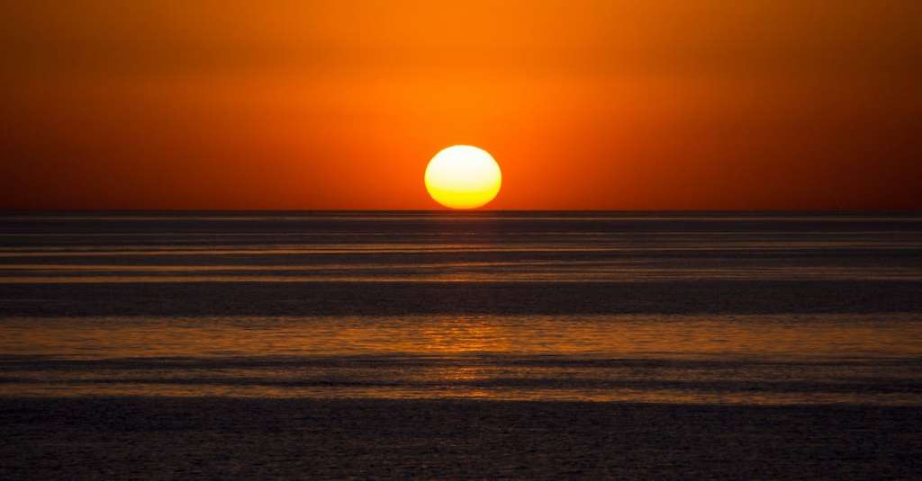 waterlichaam-tijdens-zonsondergang-2