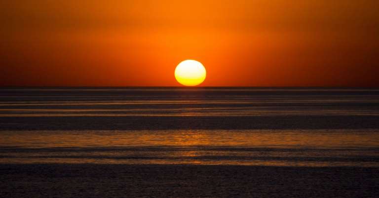 waterlichaam-tijdens-zonsondergang-2